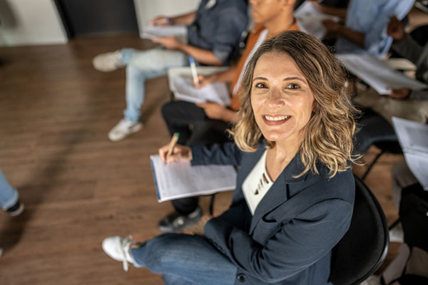 Seminarteilnehmerin im Seminar